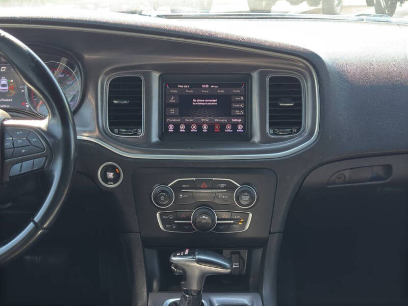 2019 Dodge Charger SXT