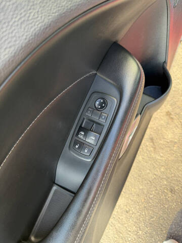 2018 Dodge Challenger 392 HEMI Scat Pack Shaker