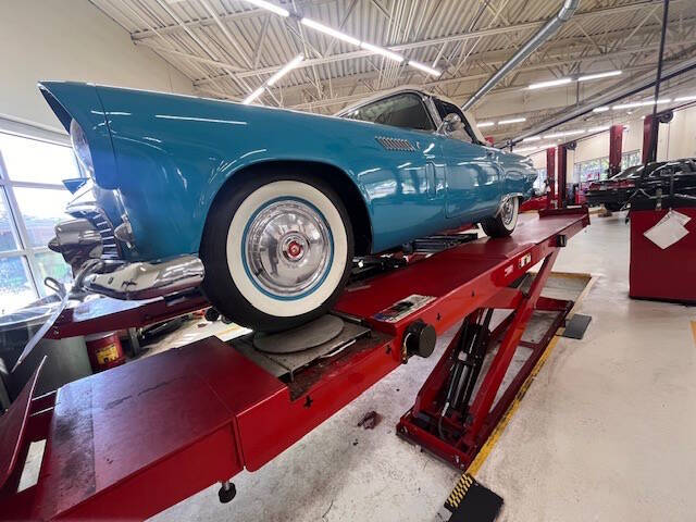 1956 Ford Thunderbird