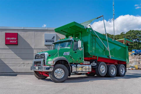 2020 Mack Granite