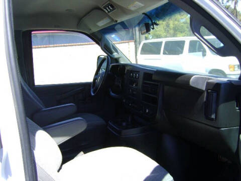 2017 Chevrolet Express LS 3500