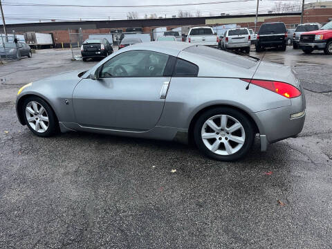 2003 Nissan 350Z for sale at Enterprise Ave Auto Sales in Cleveland OH