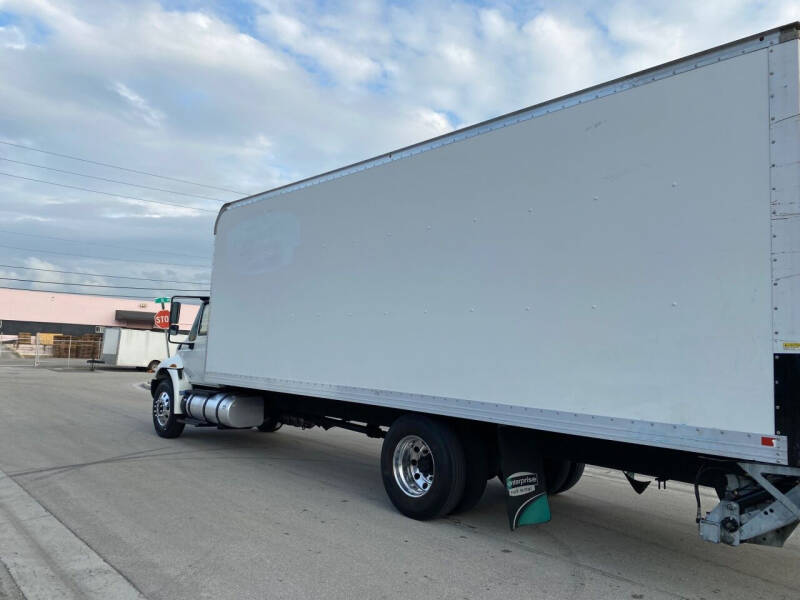 2019 International DuraStar 4300