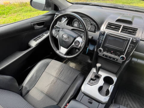 2012 Toyota Camry SE