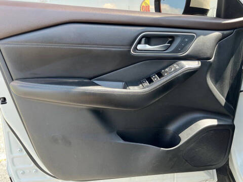 2021 Nissan Rogue SL