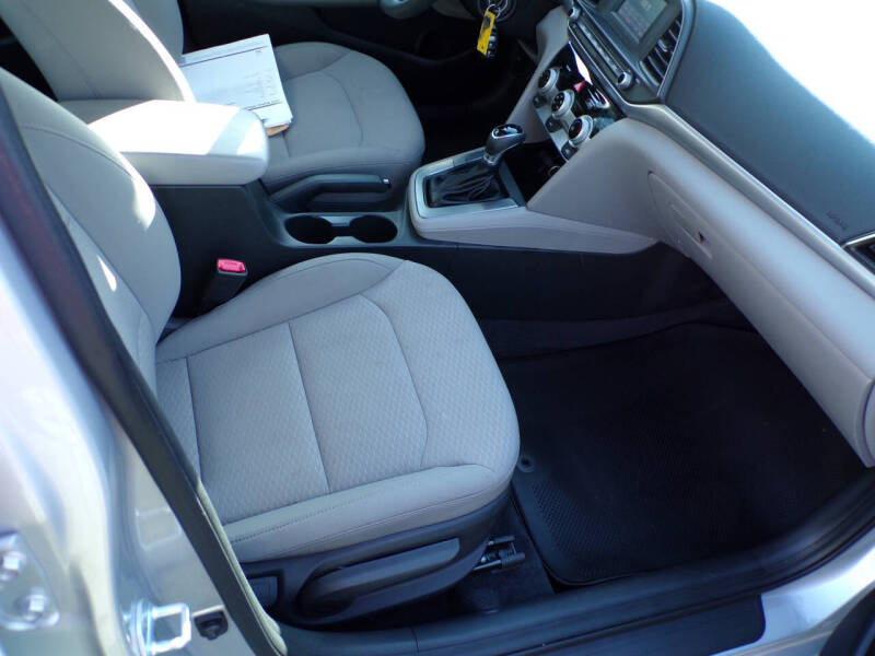 2019 Hyundai Elantra