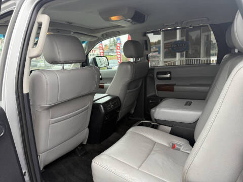 2012 Toyota Sequoia Platinum