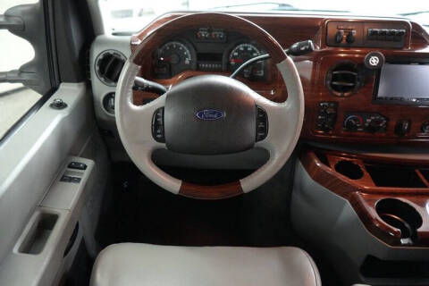 2013 Ford E-Series E-350 SD