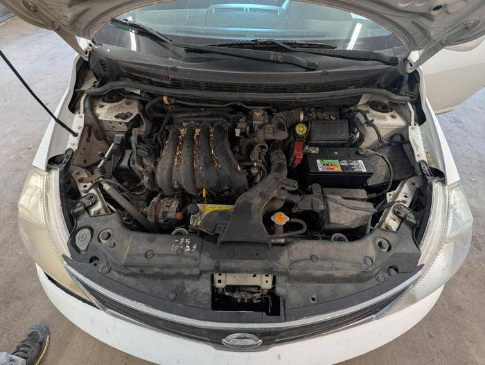 2012 Nissan Versa 1.8 SL