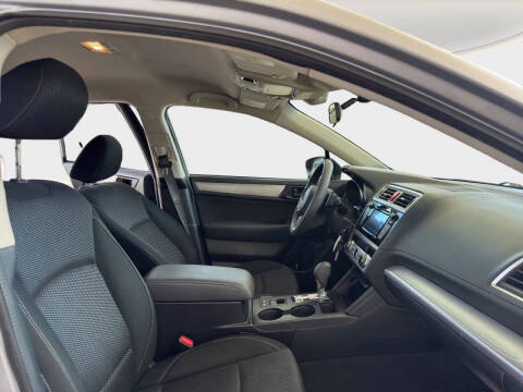 2019 Subaru Outback 2.5i