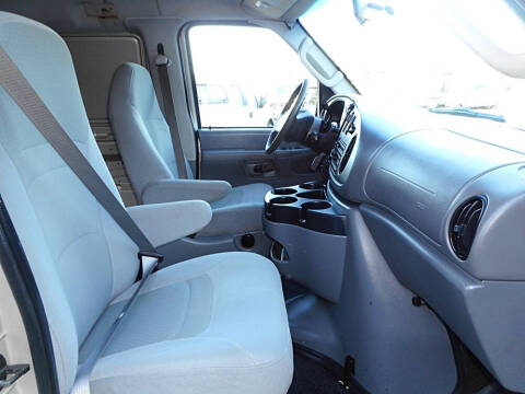 2008 Ford E-Series E-250