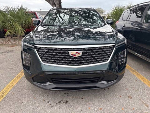 2024 Cadillac XT4 Premium Luxury