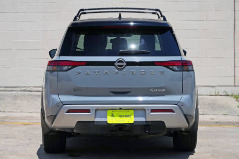 2022 Nissan Pathfinder Platinum