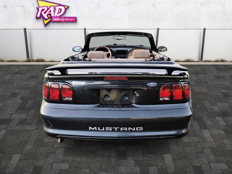 1998 Ford Mustang