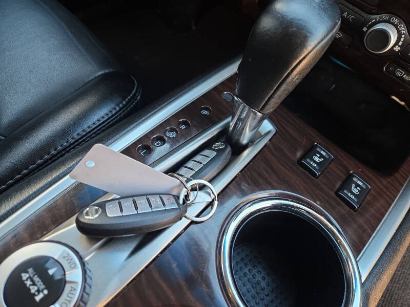 2014 Nissan Pathfinder SL