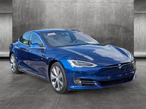 2014 Tesla Model S for sale at SOLANOS & SANCHEZ AUTO SALES C in Hollywood FL