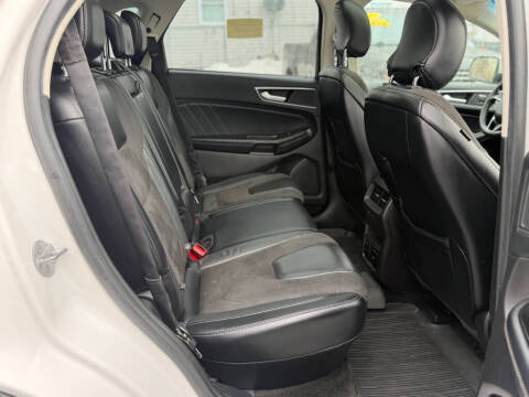 2017 Ford Edge Sport