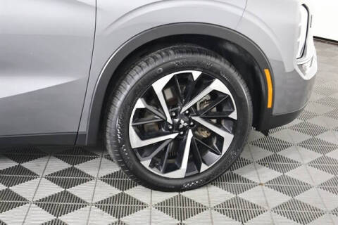 2022 Mitsubishi Outlander SE