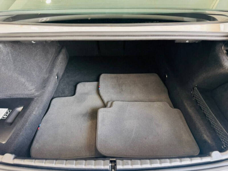 2022 BMW M8 Competition