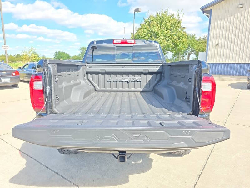 2024 GMC Canyon AT4X