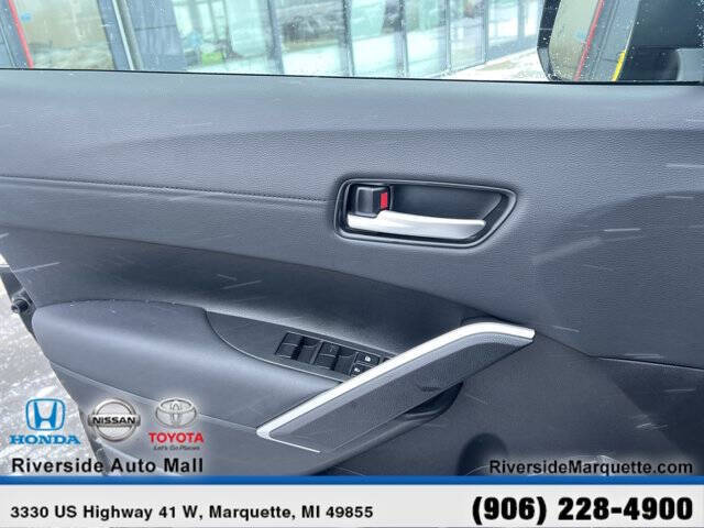 2022 Toyota Corolla Cross XLE