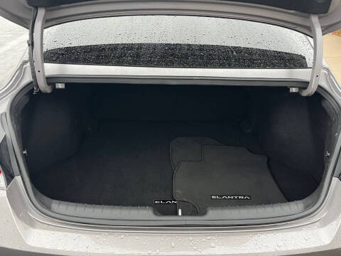 2023 Hyundai Elantra Hybrid Blue