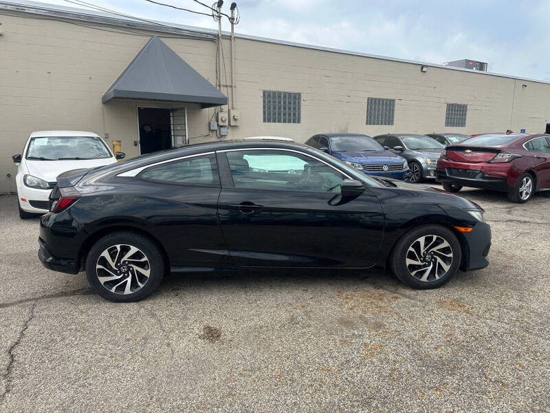 2016 Honda Civic LX-P