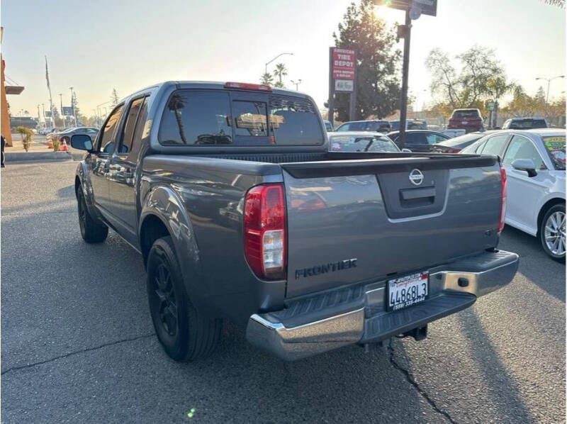 2018 Nissan Frontier SV