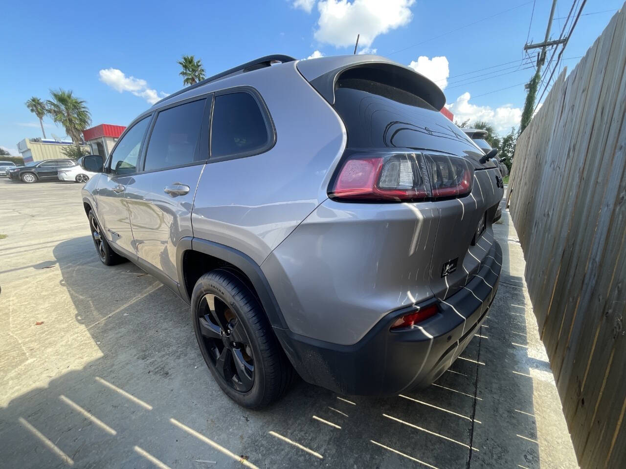 2019 Jeep Cherokee for sale at Falasteen Motors in La Place, LA