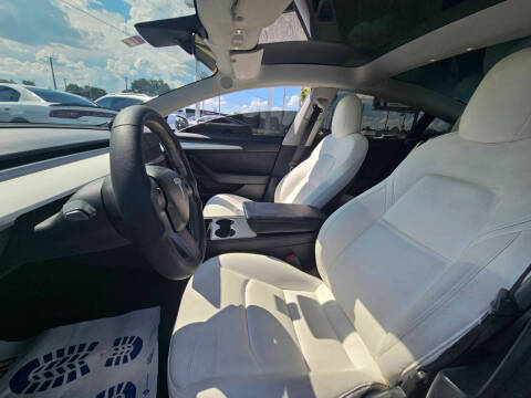 2021 Tesla Model 3 Standard Range Plus