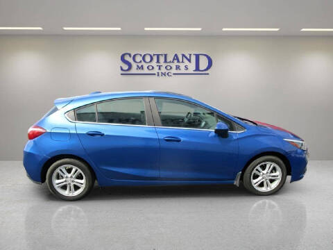 2017 Chevrolet Cruze LT Auto