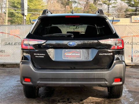 2023 Subaru Outback Premium