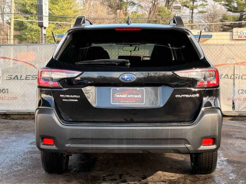 2023 Subaru Outback Premium