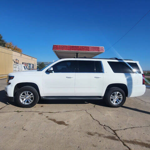 2015 Chevrolet Suburban for sale at Dakota Auto Inc in Dakota City, NE