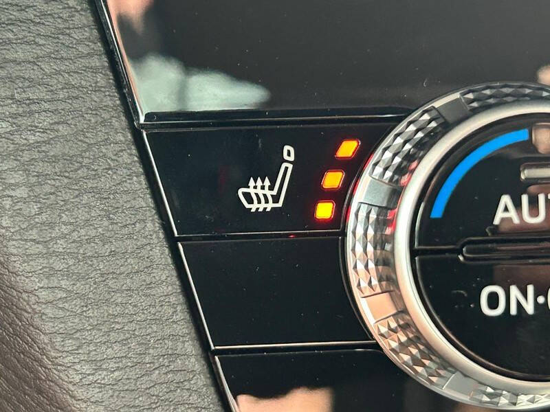 2025 Mitsubishi Outlander PHEV SE