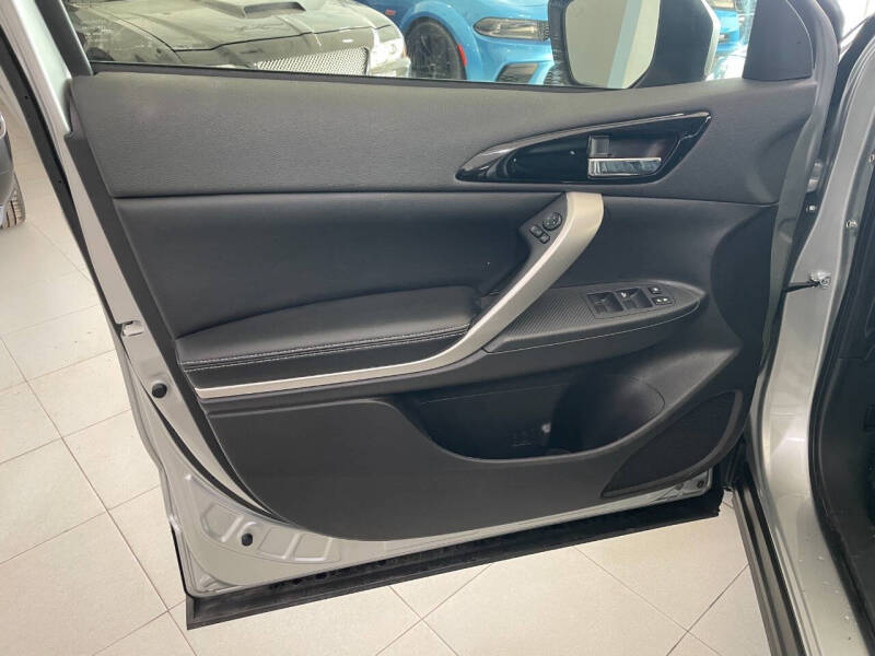 2025 Mitsubishi Eclipse Cross SE