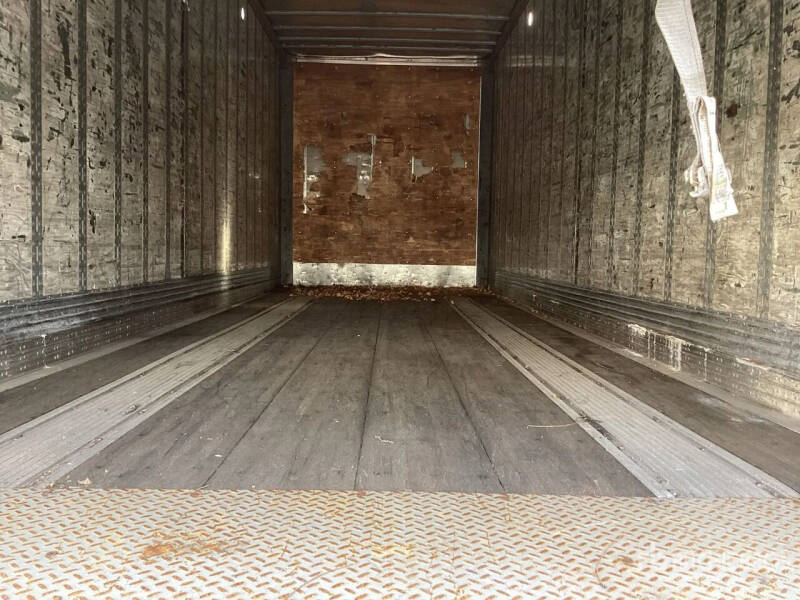 2009 Wabash 28' VAN TRAILER