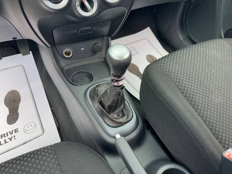 2009 Hyundai Accent SE