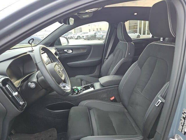 2023 Volvo C40 Recharge Twin Ultimate