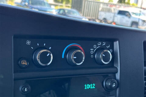 2024 Chevrolet Express LT 3500