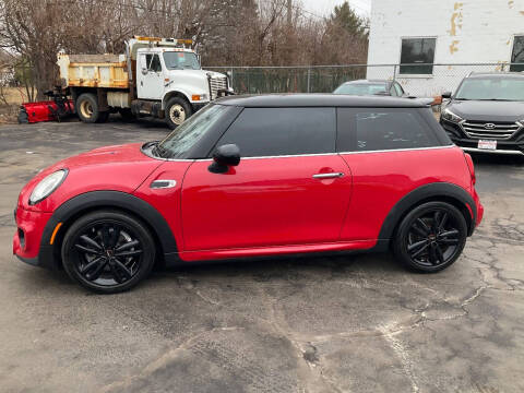 2017 MINI Hardtop 2 Door Cooper