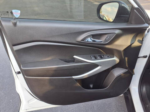 2024 Chevrolet Trax RS