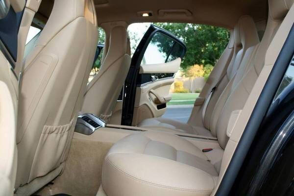 2012 Porsche Panamera