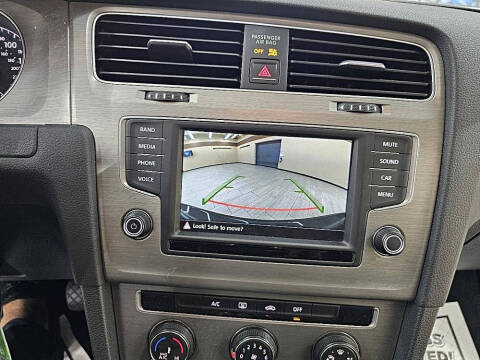 2016 Volkswagen Golf