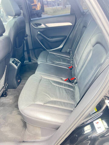 2016 Audi Q3 2.0T quattro Premium Plus