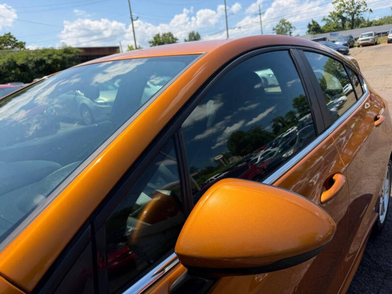 2017 Chevrolet Cruze LT Auto