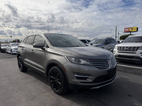 2017 Lincoln MKC Select