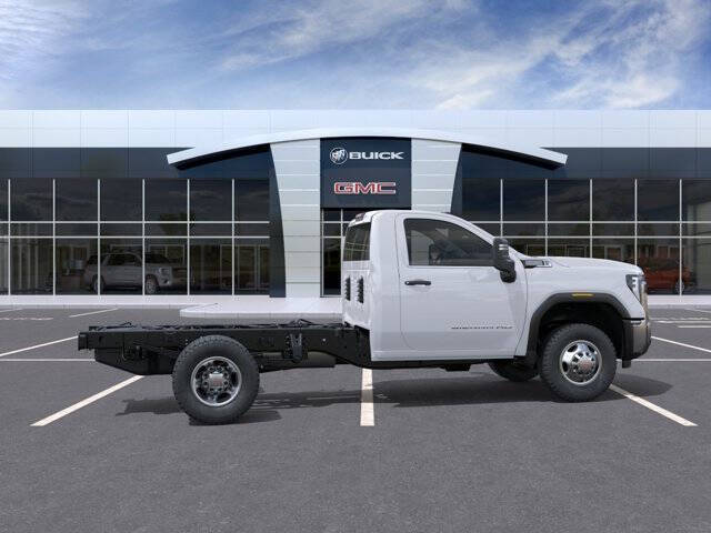2026 GMC Sierra 3500HD CC