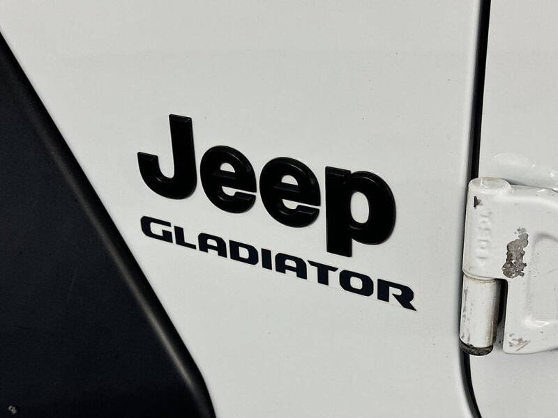 2020 Jeep Gladiator Sport