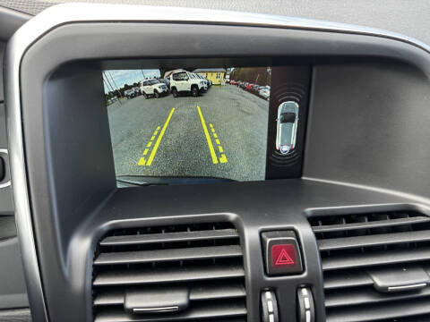 2016 Volvo XC60 T6 Drive-E